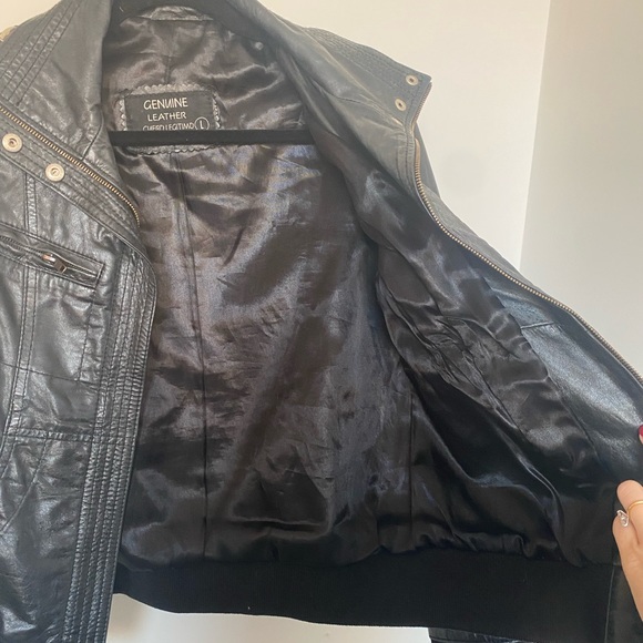 Oversized Genuine Leather Jacket made in Argentina - Picture 5 of 10